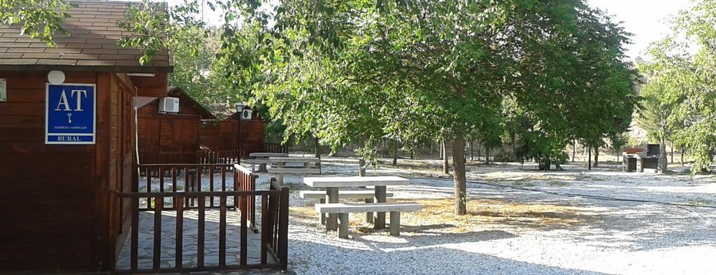 Cabanas Negratin Cuevas del Campo 外观 照片